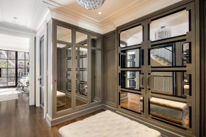 Luxury Real Estate | Luxury Mansion New York | Dolly Lenz Real Estate | Finest Residences