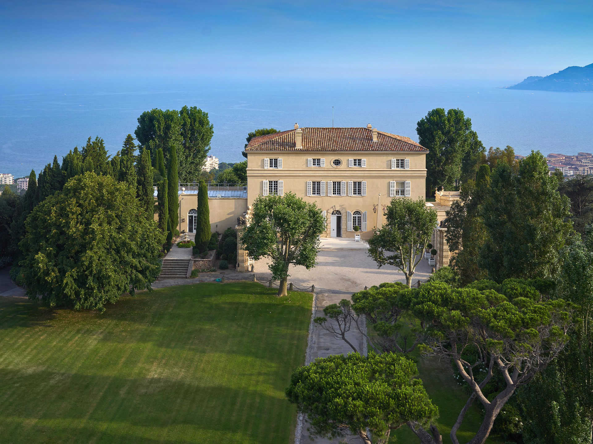 Castle of La Croix des Gardes, Cannes | Côte d'Azur Sotheby's International Realty | Finest Residences